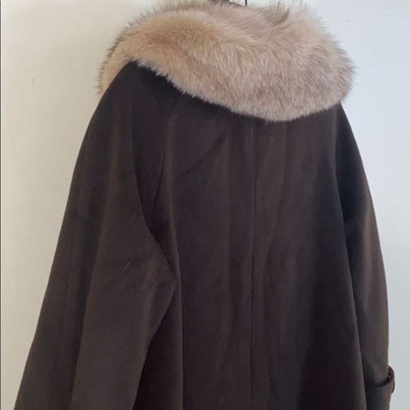 Fisher pea coat with real fur collar - Picture 12 of 16